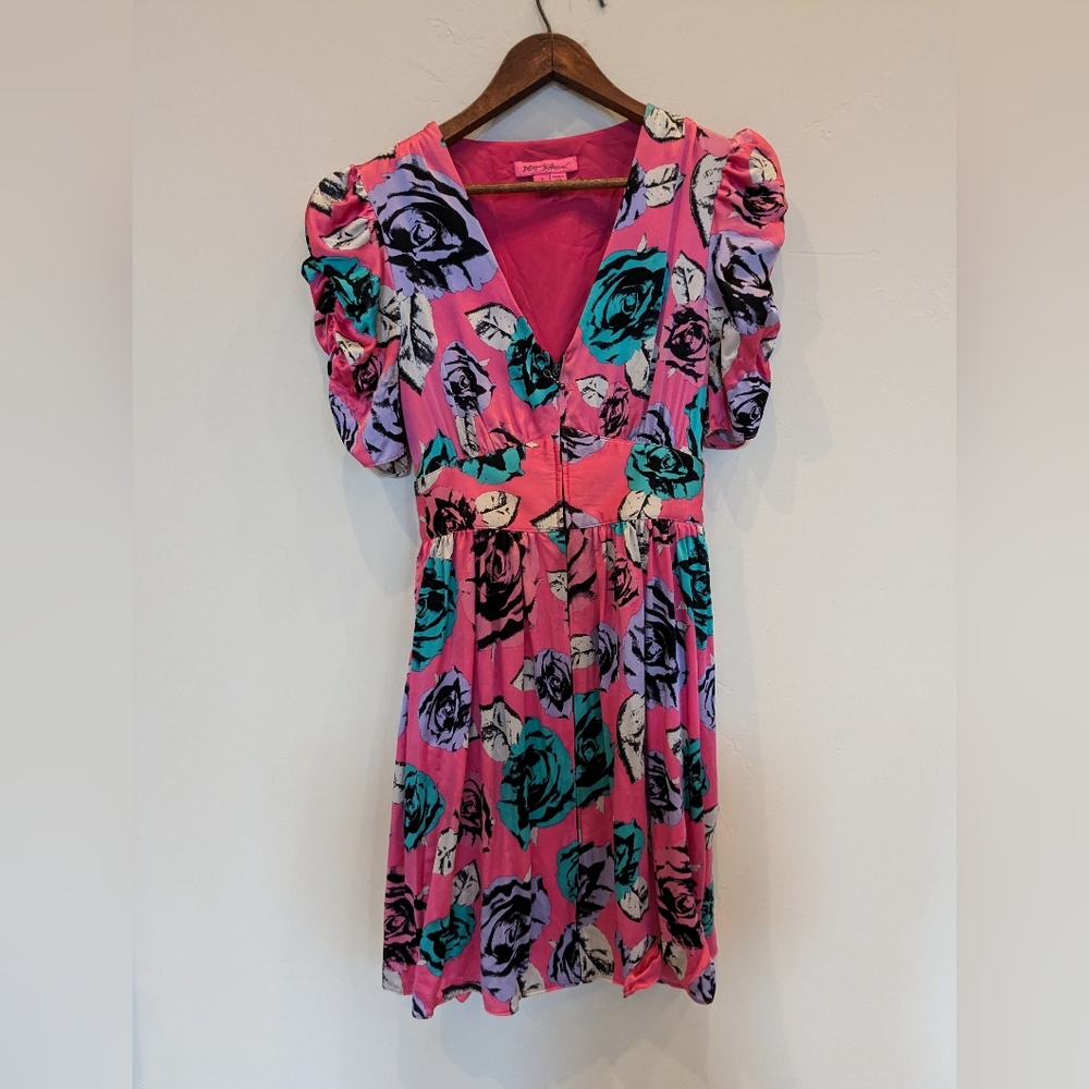 Betsey Johnson Vintage Retro 100% SILK floral Pin Up Dress Size 8
